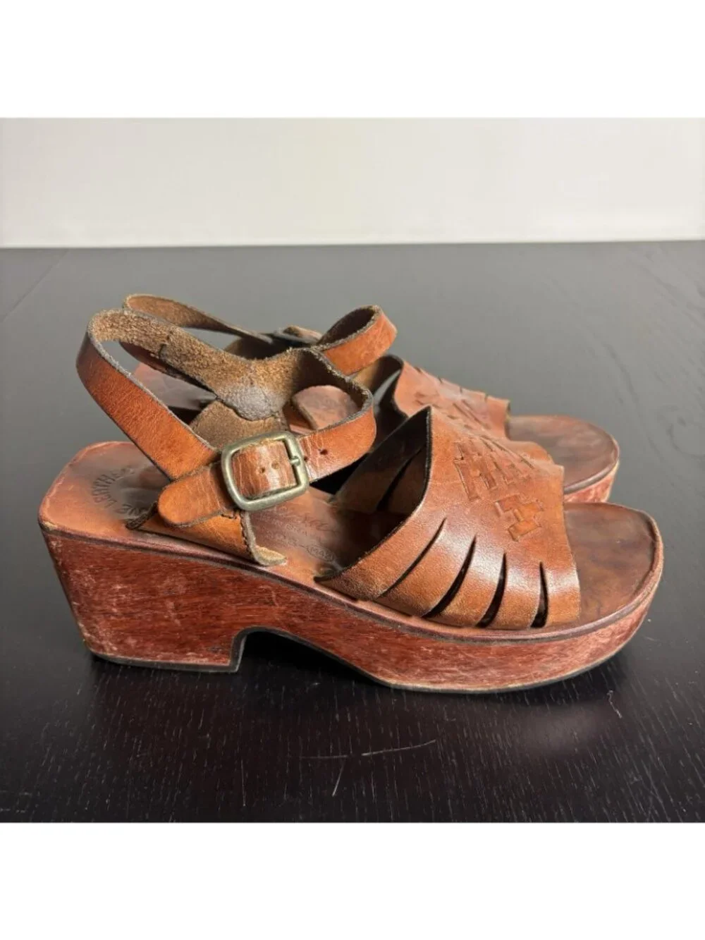 Vintage 70s MUSA Womens 7M Brown Leather Wood Platform Sandals 1970s Brazil